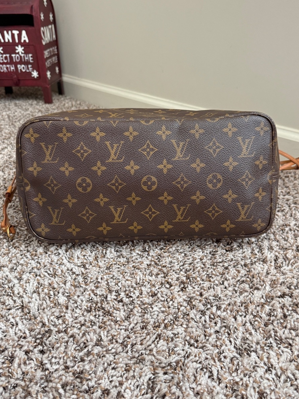 Authentic Louis Vuitton Neverfull MM Monogram Canvas - Picture 9 of 16